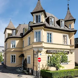 Laimer Hof Am Schloss Nymphenburg *** Monaco di Baviera